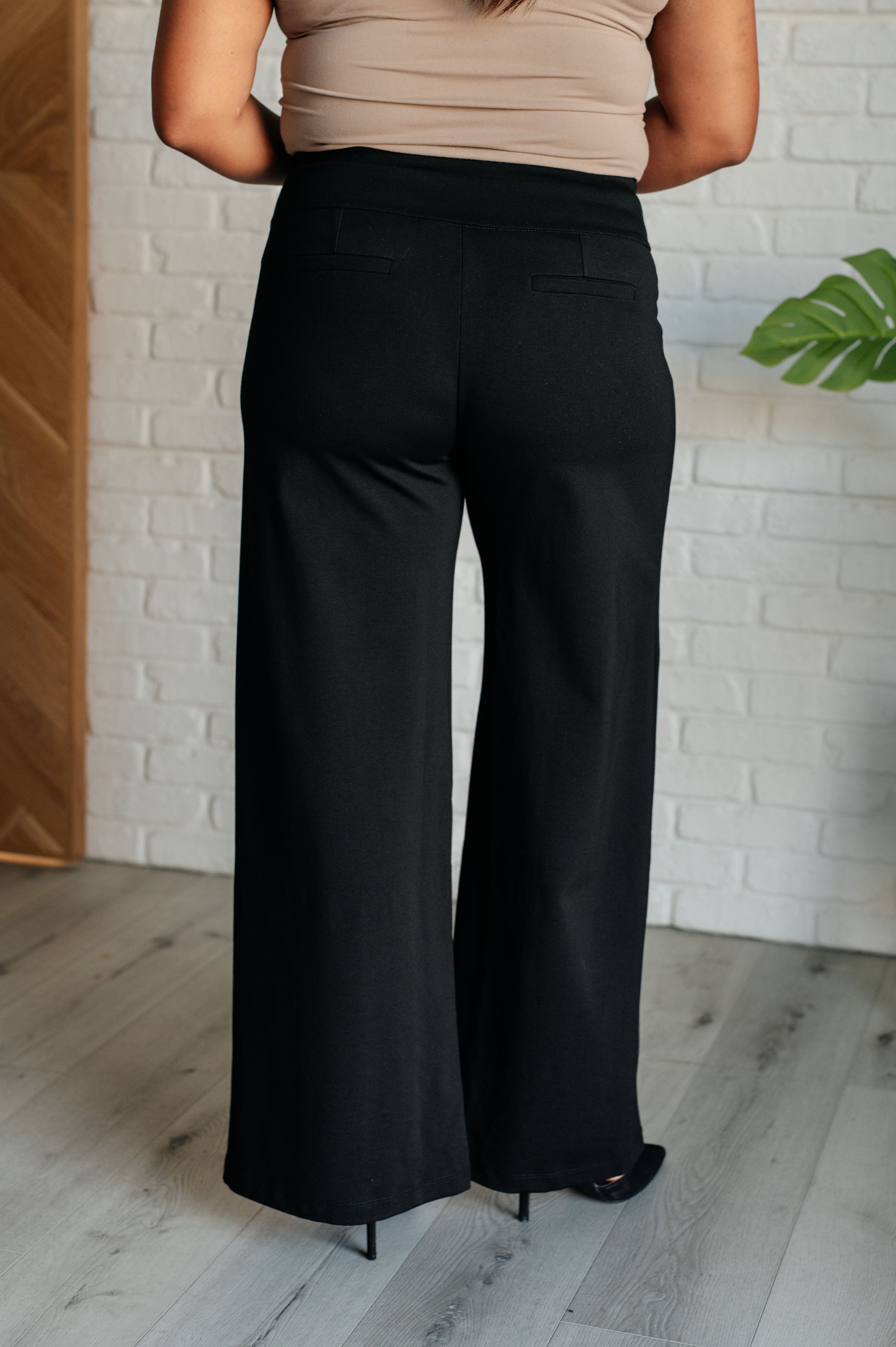 Magic Wide Leg Pants in Black -31" inseam