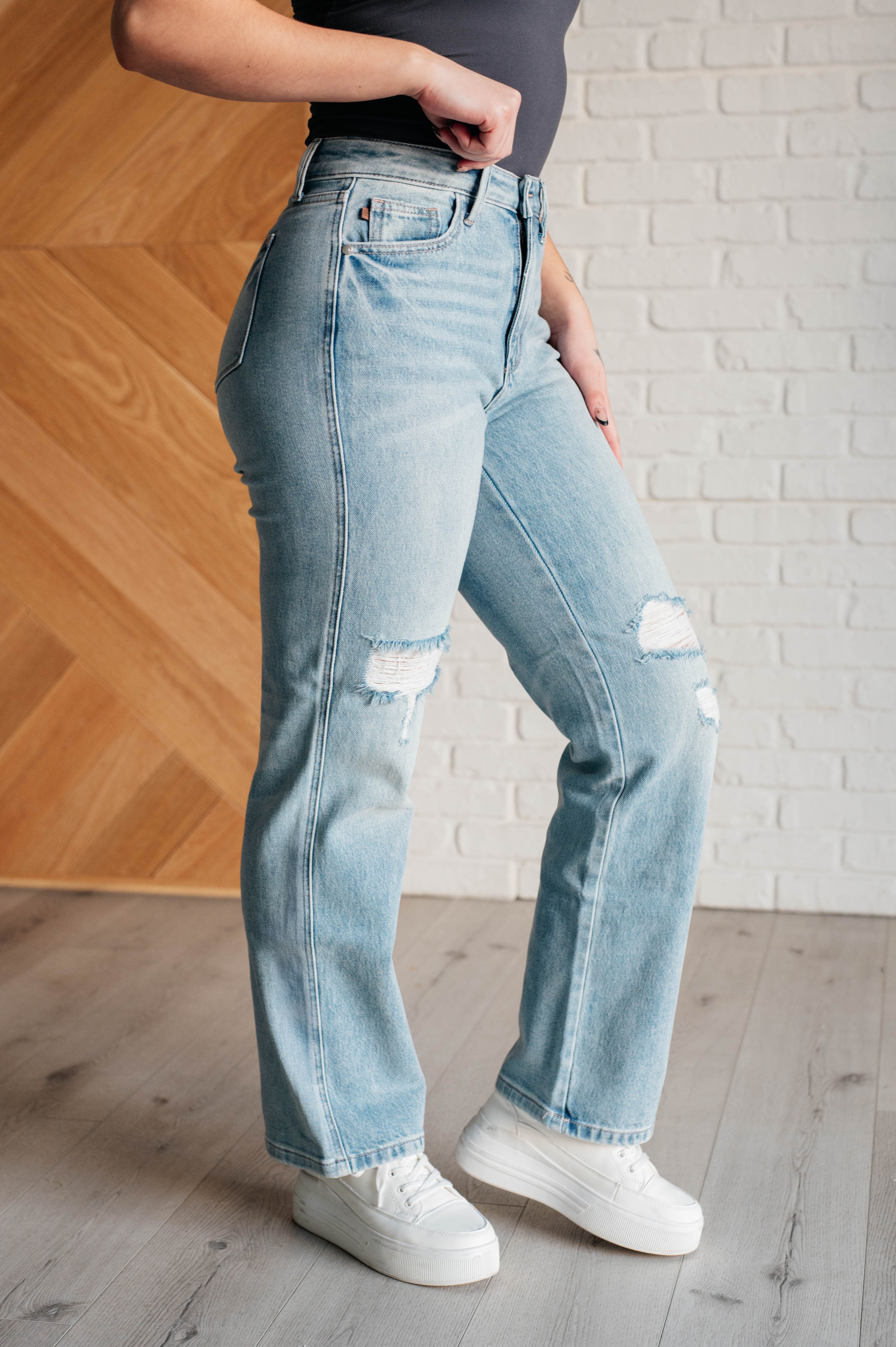 Judy Blue Patricia High Rise Rigid Magic 90's Straight Jeans